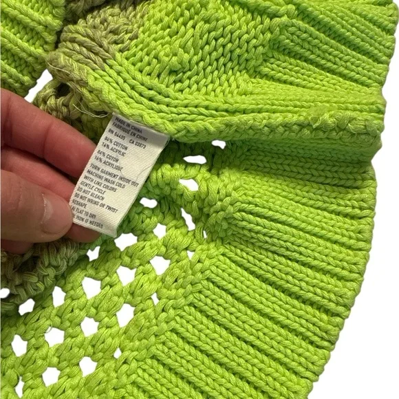 5/$25 American Eagle Outfitters Beige and Bright Yellow/Green Sweater - Picture 3 of 5